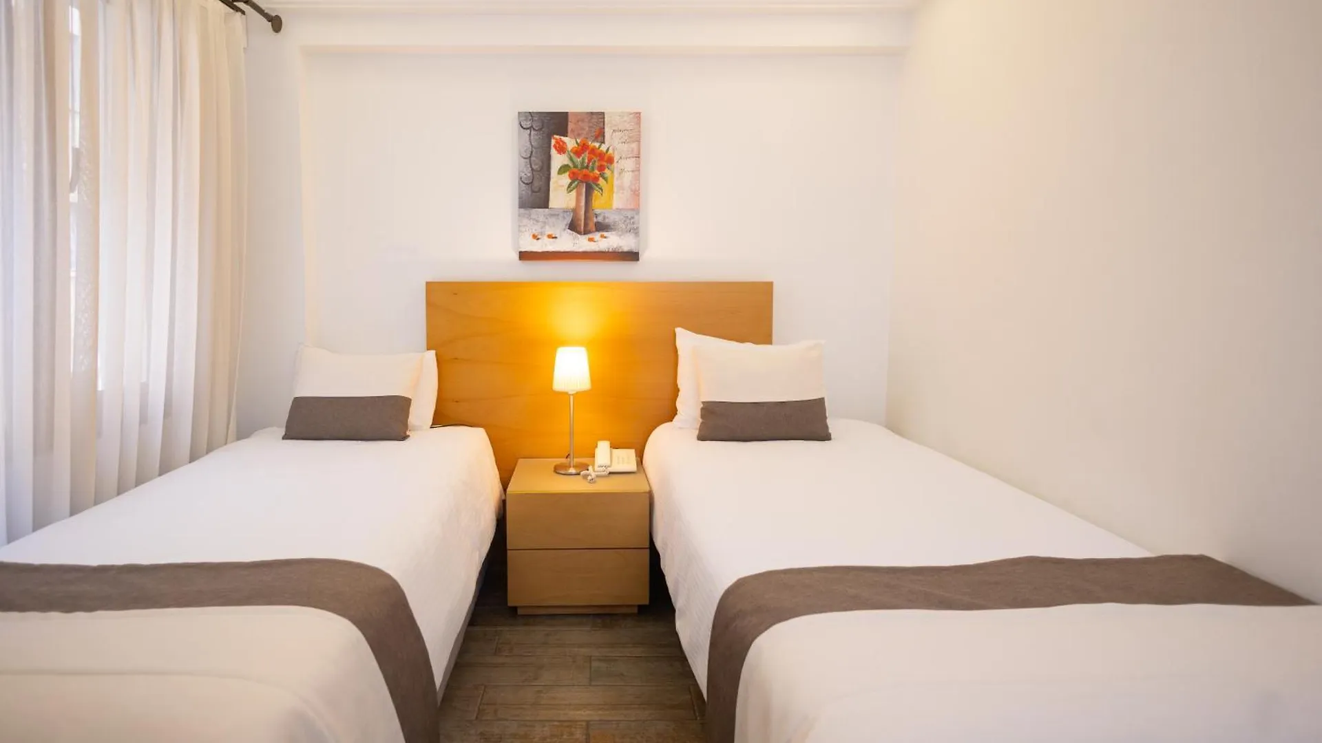 Mb City Hotel Esmirna