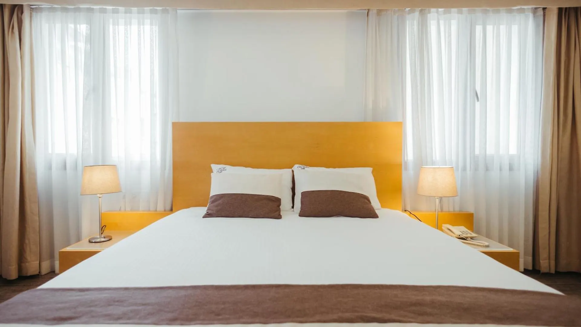 Mb City Hotel Esmirna